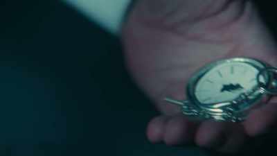 ON THE BACK,
HE'D ENGRAVED "TEMPUS FUGIT." - Miss Scarlet and the Duke