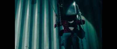 On the count of three, hold your breath.
One. Two. - Monster Inside: America's Most Extreme Haunted House