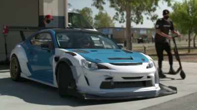 On the day of the
event, drivers will get - Pike's Peak: On The Edge