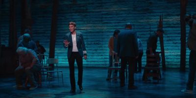 On the edge of the - Come from Away