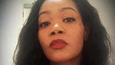 On the inside, I was like, - Surviving R. Kelly