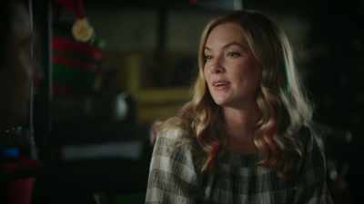 On the party or the mistletoe? - Unwrapping Christmas: Olivia's Reunion