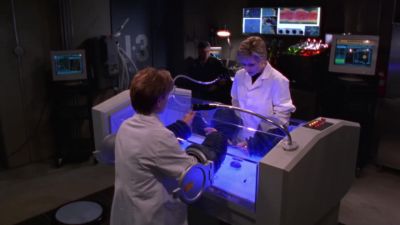 On the right is the PTD from the Linvris... - Stargate SG-1