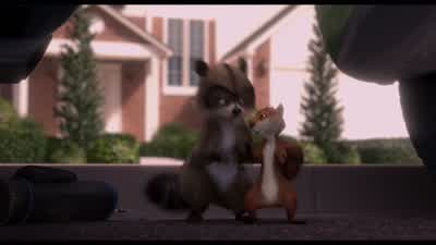 ...on the tail......liking that alot. - Over the Hedge