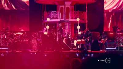 "On veut faire la fête !" - Apple Music Live: Burna Boy
