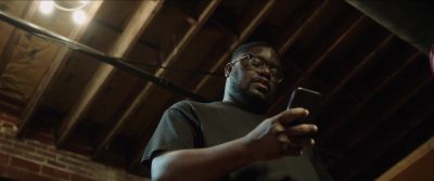(ON VOICEMAIL)
Hey, it's Chris. - Get Out