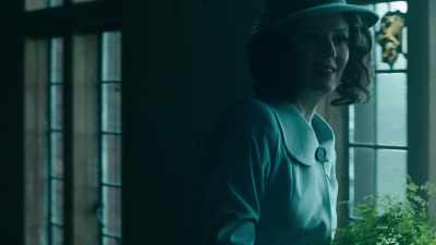 On her way to freshman year. - The Last Tycoon