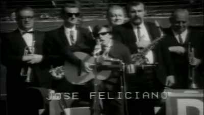 - Önce adamı gösteriyor - Jose Feliciano: Behind This Guitar