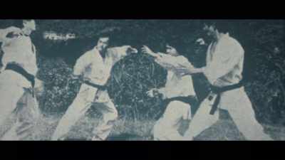 Once you get to the pagoda, - The Final Game of Death