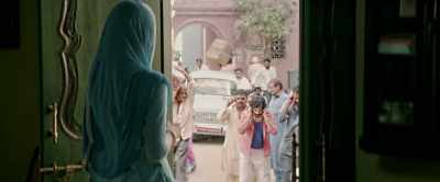 Once our truck is on the highway, - Raees