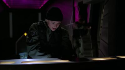 Once this panel goes it'll take seconds
for the anti-gravity platform to shut down. - Stargate SG-1