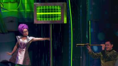 Once they're all trapped
in the escape pod, - The SpongeBob Musical: Live on Stage!