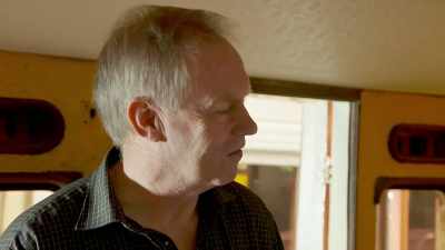 Once they're in, it's
just the carpet, basically, - Great Rail Restorations with Peter Snow