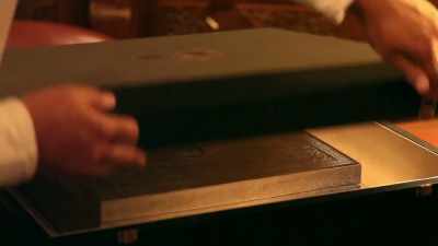 Once Upon a Time in Shaolin,
sonically, - Wu-Tang Clan: Of Mics and Men