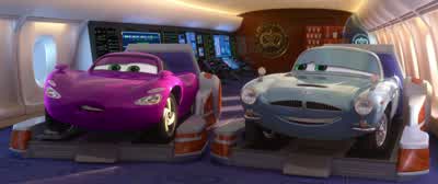 Once we're inside, stay close. - Cars 2