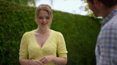 Onde é que arranjou isso?
Isto dou-lhes de presente. - The Wedding Fix