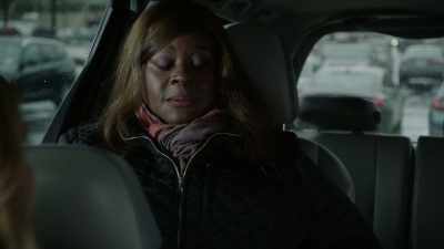 One day, a customer
comes up to Tony, - Good Girls