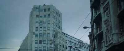 One day, a foreigner
came to see him, - Undergods