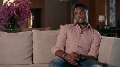 One day, it would seem like every player
who came before Messi, even me, - Take the Ball, Pass the Ball