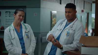 One day you're making out
with someone on the beach - Doogie Kamealoha, M.D.