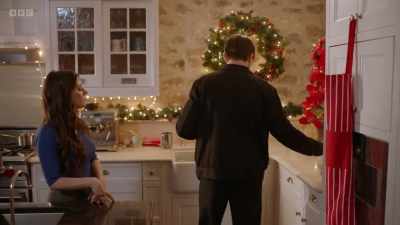 One eggnog coming up. - Christmas à la Carte
