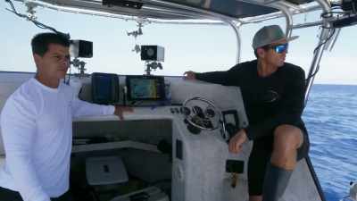 One fish,
says about 25-30 pounds. - Deadliest Catch: Bloodline