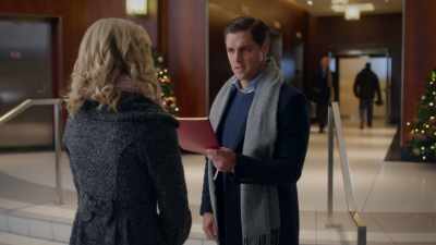 One, you have to tell me
your name. - Royal New Year's Eve