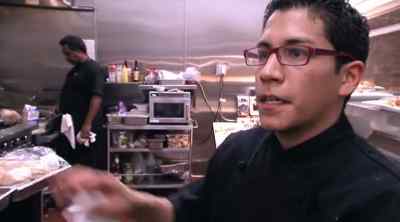 ONE HOUR INTO DINNER SERVICE, - Kitchen Nightmares