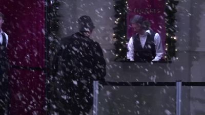 One for It's a Wonderful Life,
please. - How I Met Your Mother