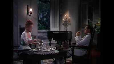 - One lump or two?
- Two. - The Naked Jungle