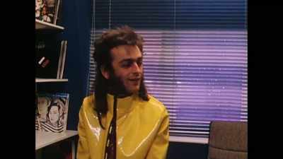 - One moment.
- [laughter] - Camden