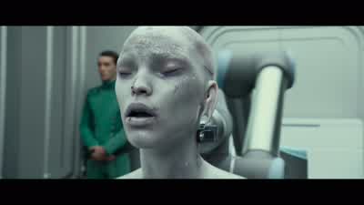 One more hour. - Valerian and the City of a Thousand Planets