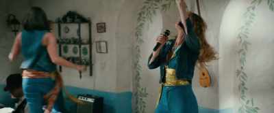 ♪ One more look
and I forget everything ♪ - Mamma Mia! Here We Go Again