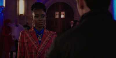 One where Moroi
versus Dhampirs didn't matter - Vampire Academy