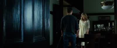 One of his men got hit. - The Lucky One