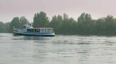 One of the main things
I'd like to explain to tourists - World's Most Scenic River Journeys