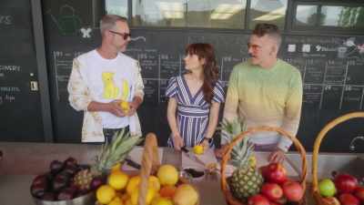 One of the things
that's exciting about jam - What Am I Eating? With Zooey Deschanel