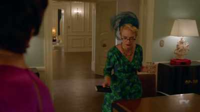 One of them gets it, it'll
sting her even more. - FEUD