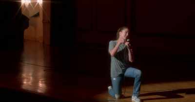 ♪ One of us was breaking free ♪ - Jacqueline Novak: Get on Your Knees