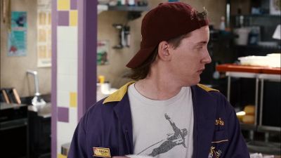 One ring to rule them all - Clerks II