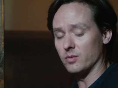 One she'll have to tangle with
in order to get past him. - Fabian: Going to the Dogs