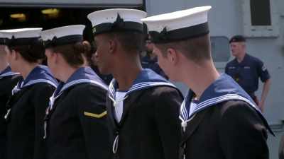 One straight line! - Warship: Life at Sea