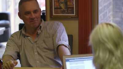 - One. Thanks, Mom.
-[Jordan's mom laughs] - The Rise of Jordan Peterson
