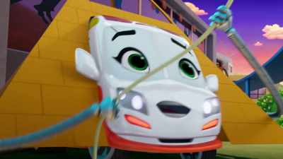 -One, two, three...
-(engine revs) - Firebuds