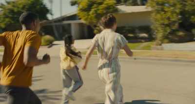 One, two, three, four,
five, six, seven, eight. - Hollywood Stargirl