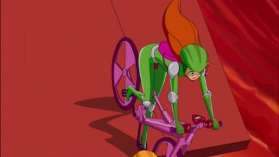 One, two, three, hit it. - Totally Spies!