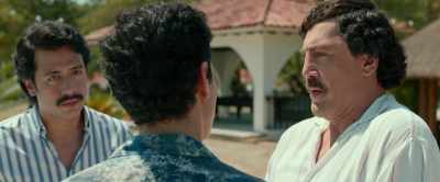 One, two, three. One, two,
three. Can you hear me? - Loving Pablo