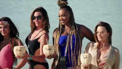 One, two, three. - The Real Housewives Ultimate Girls Trip