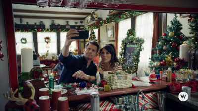 One, two, three. - We Wish You a Married Christmas