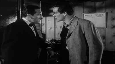 - One?
- Your clarinet player, his name is Tom? - The Glass Wall